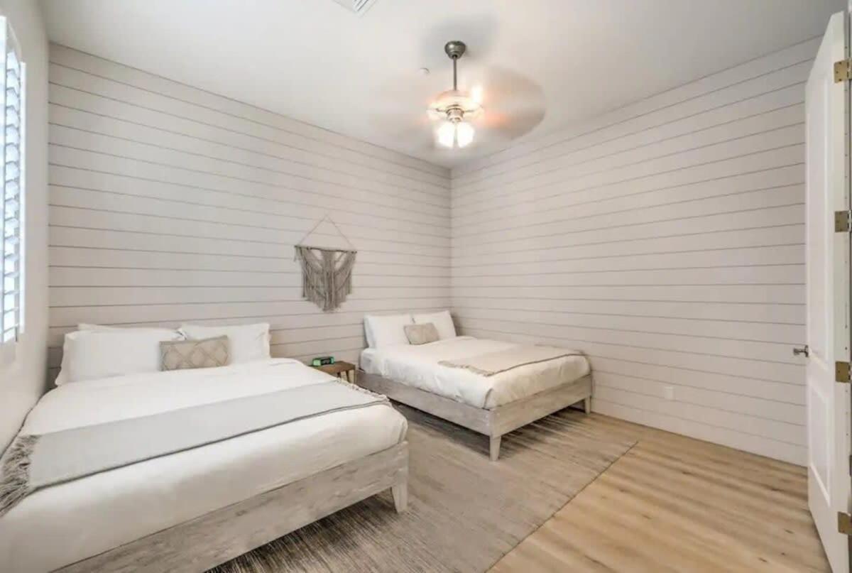 Lux 5br W Pool, Hot Tub, Waterfall, Rv Space
