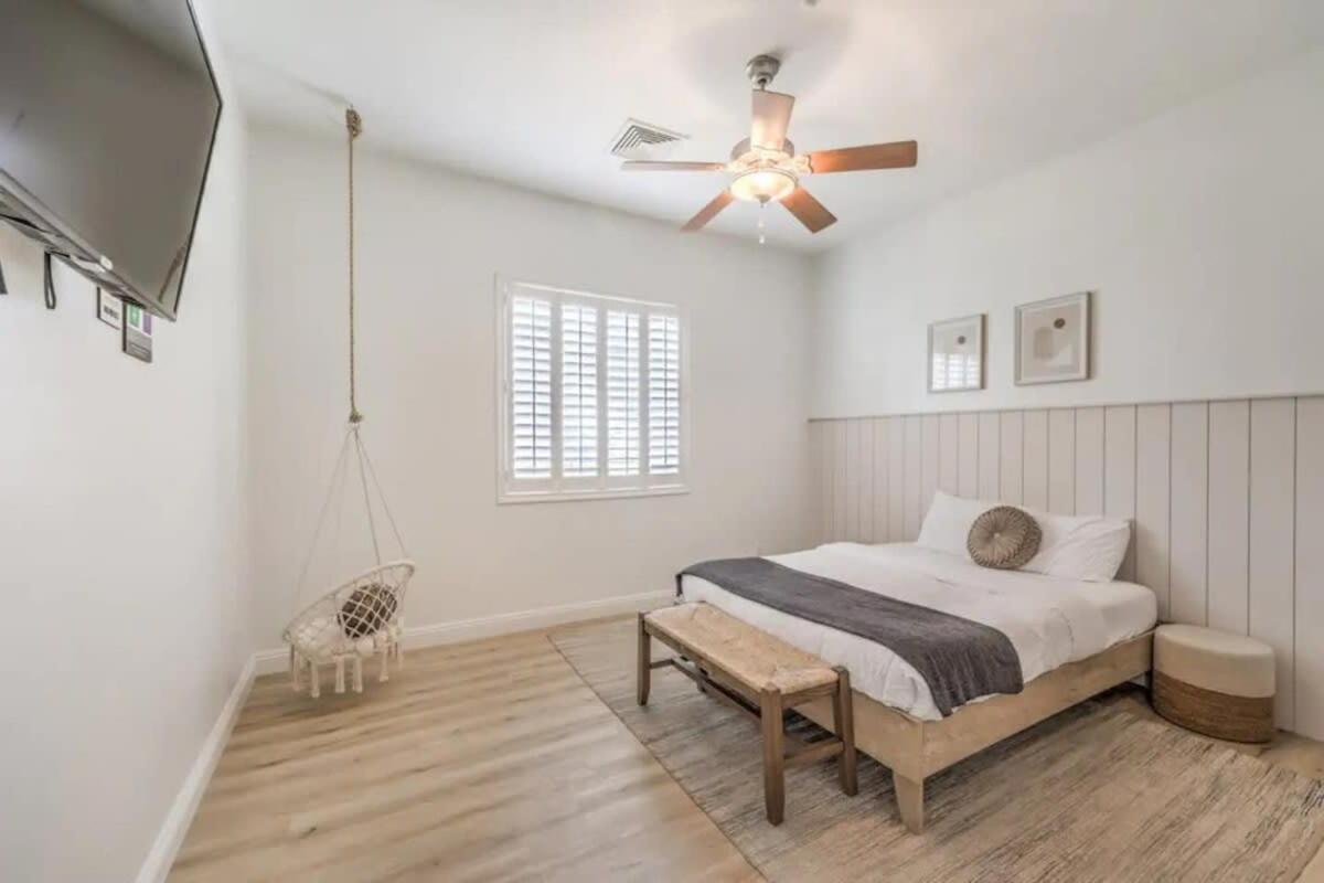 Lux 5br W Pool, Hot Tub, Waterfall, Rv Space Villa *